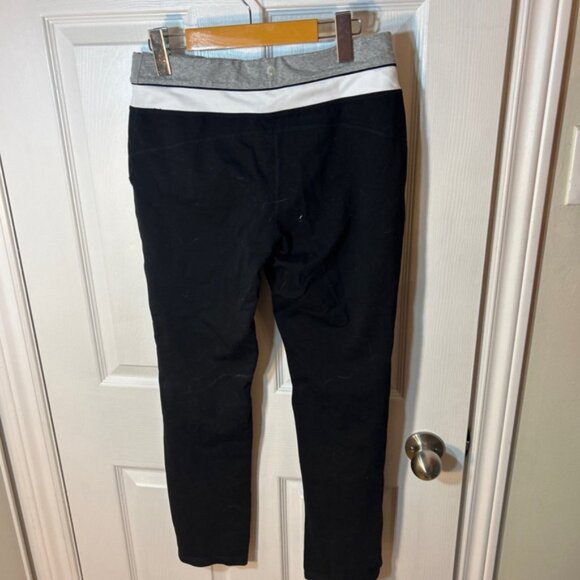 Hyba Reitmans Cropped Athletic Pants Medium - Picture 5 of 5